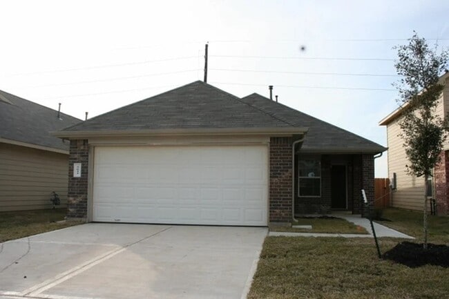 Building Photo - 5611 Long Arbor Ln