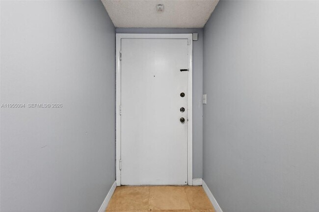 Photo - 491 Ives Dairy Rd Unit 306-5