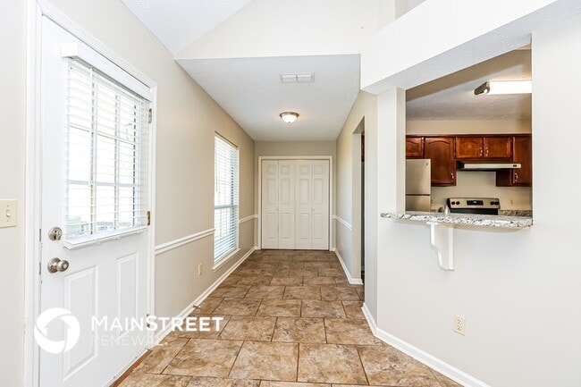 Photo - 591 Hollandale Rd