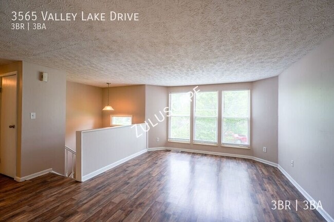 Photo - 3565 Valley Lake Dr