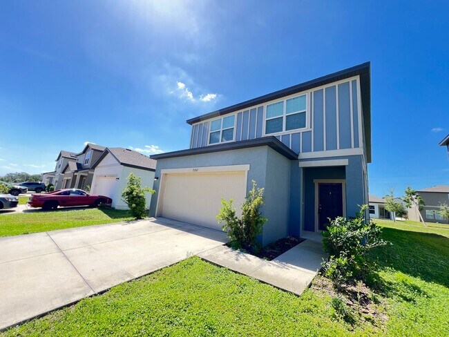 Photo - Spacious 4 Bedroom/3 Bath (larger sq.feet ...