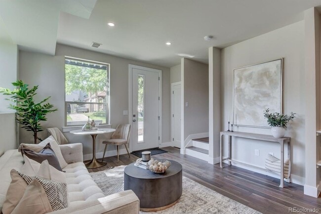 Photo - Cherry Creek Townhome - 4 Bed, 4 Bath, Detached Garage