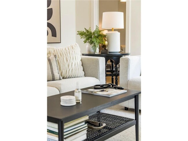 Photo - 3810 W 46th St