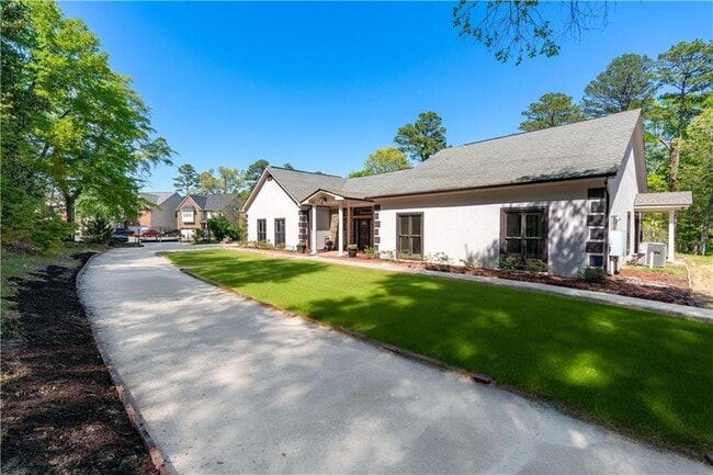Photo - 2320 Copper Trail Ln NE