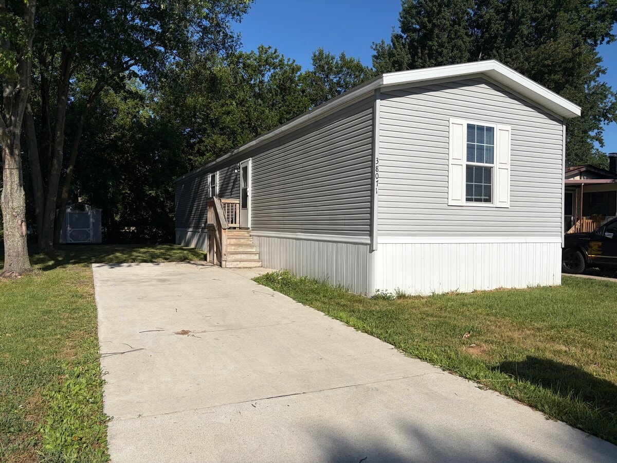 Photo - 38071 Cordon Ct