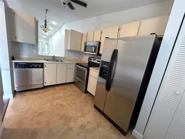 18595 Egret Way Unit 18595