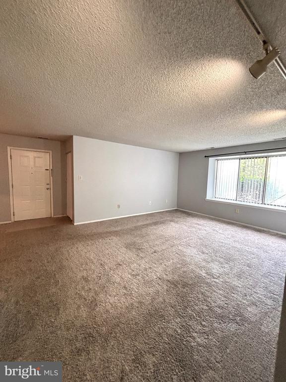 Photo - 4805A Aberdeen Dr