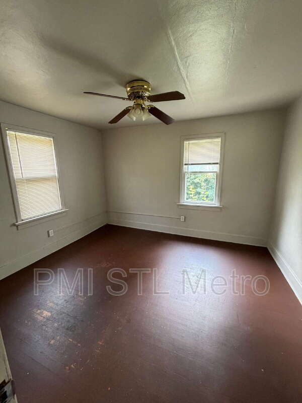 Photo - 5336 Fletcher St