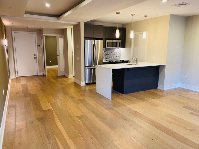 Photo - 4525 Walnut Associates LP