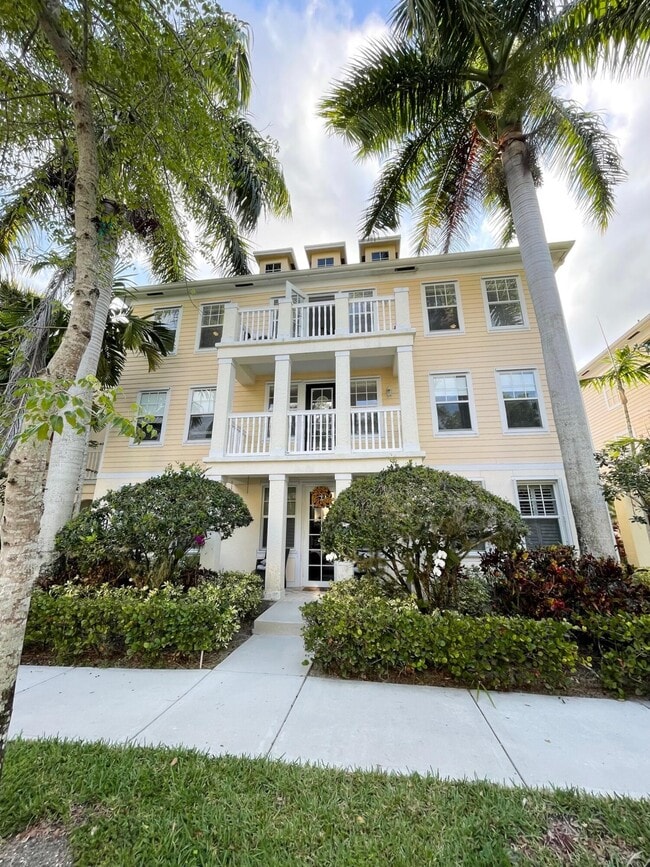 Building Photo - 276 Murcia Dr Unit 301 Rental