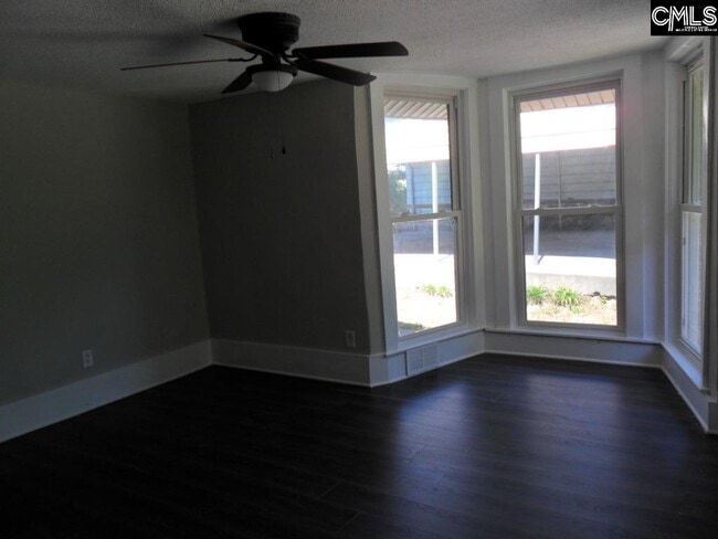 Photo - 1241b Johnson Ave