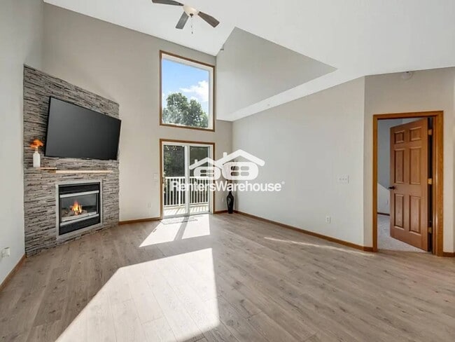 Photo - 3542 Abercrombie Ln