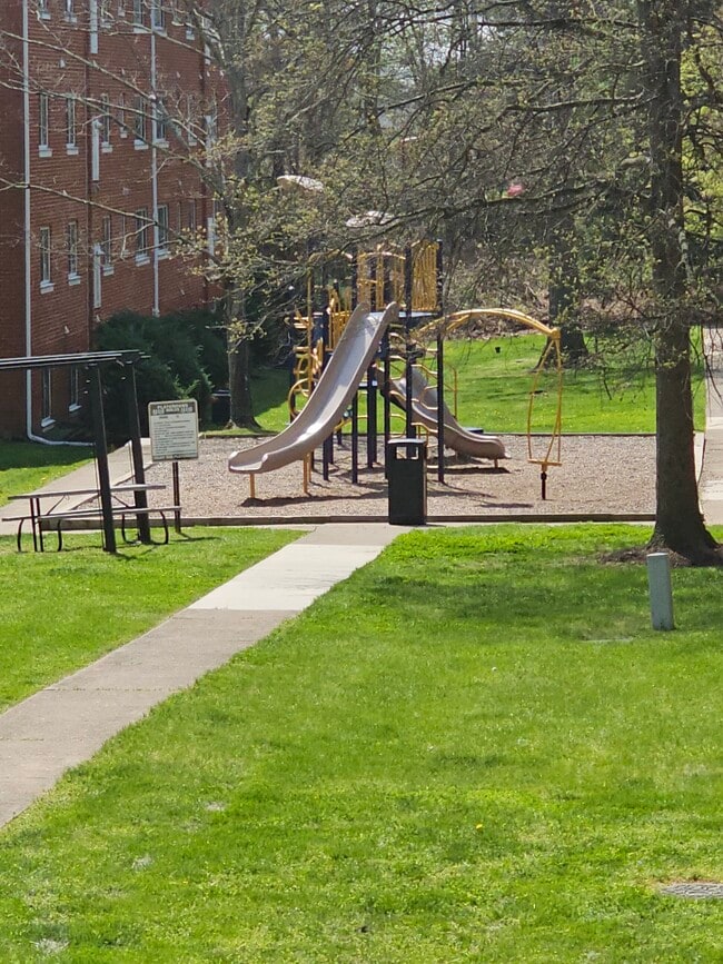 Broadstone at River Oaks Apartments Dumfries, VA