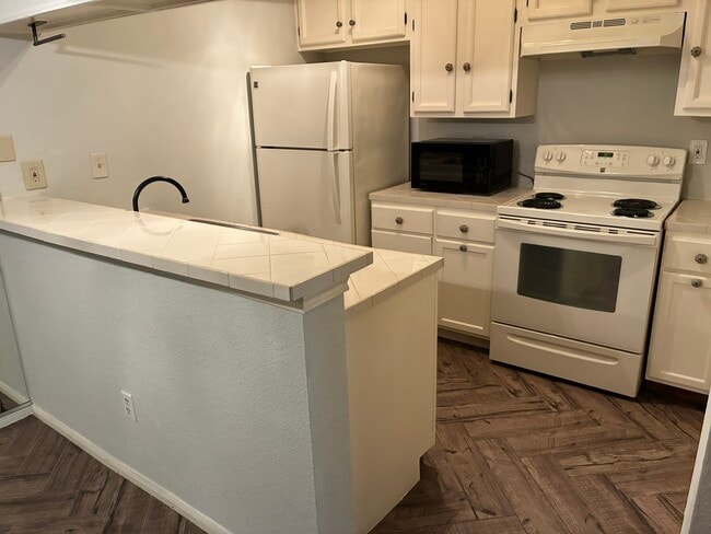 Building Photo - 11711 Memorial Dr Unit 673
