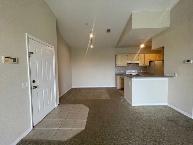 Photo - 1br/1ba Visconti Condo with Water View!