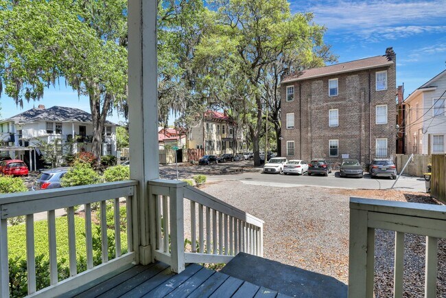 Photo - 21 W 36th St Unit 2