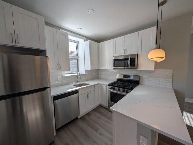 Photo - 3933 N Janssen Ave Unit 3937-E1
