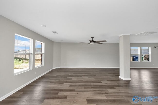 Photo - 3571 Avalon Lake Dr SW