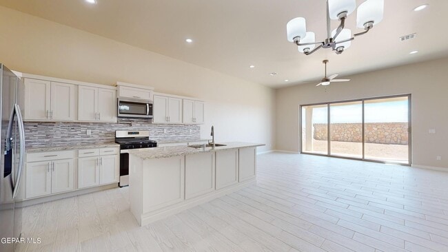 Photo - 11118 Blue Eyed Grass St