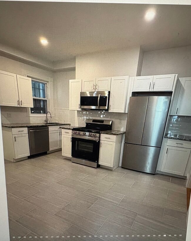 Building Photo - 14 Quint Ave Unit #0 Rental