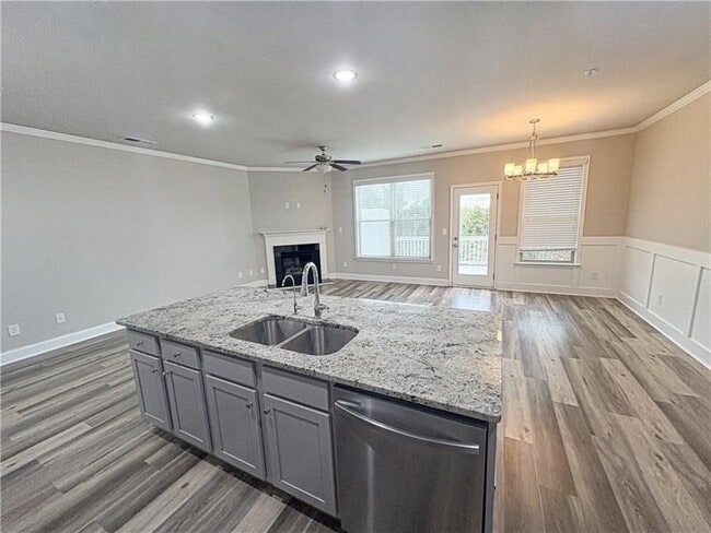 Photo - 339 Cherryhill Ln
