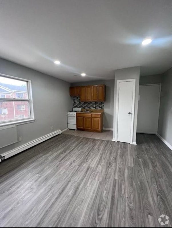 Building Photo - 386 Stuyvesant Ave. Rental