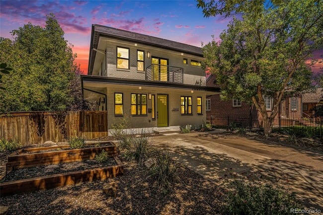 Building Photo - Truly one-of-a-kind in the Highlands home ...