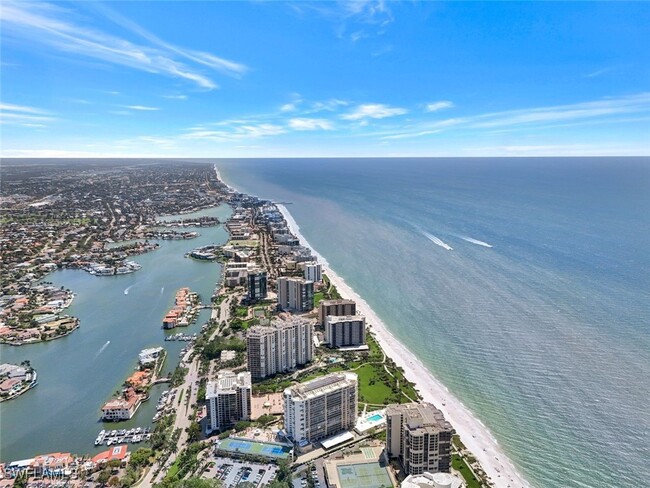 Building Photo - 4041 Gulf Shore Blvd N Unit 703 Rental