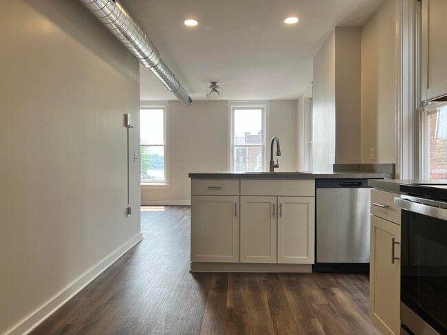 Photo - 1831 N 2nd St Unit Apt 2
