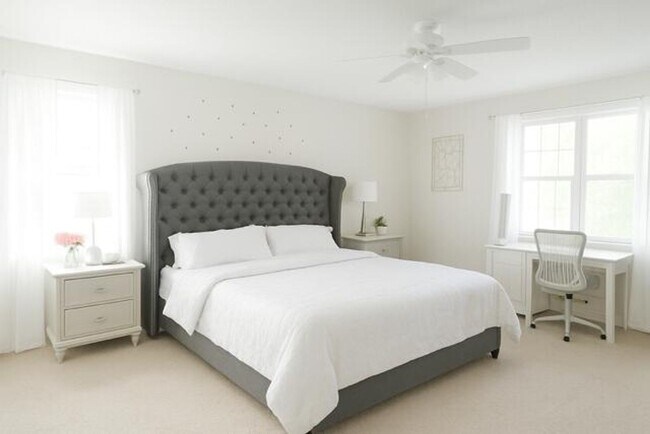 Photo - 7228 Chesapeake Cir