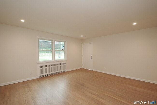 306 Courtland Ave Unit 1