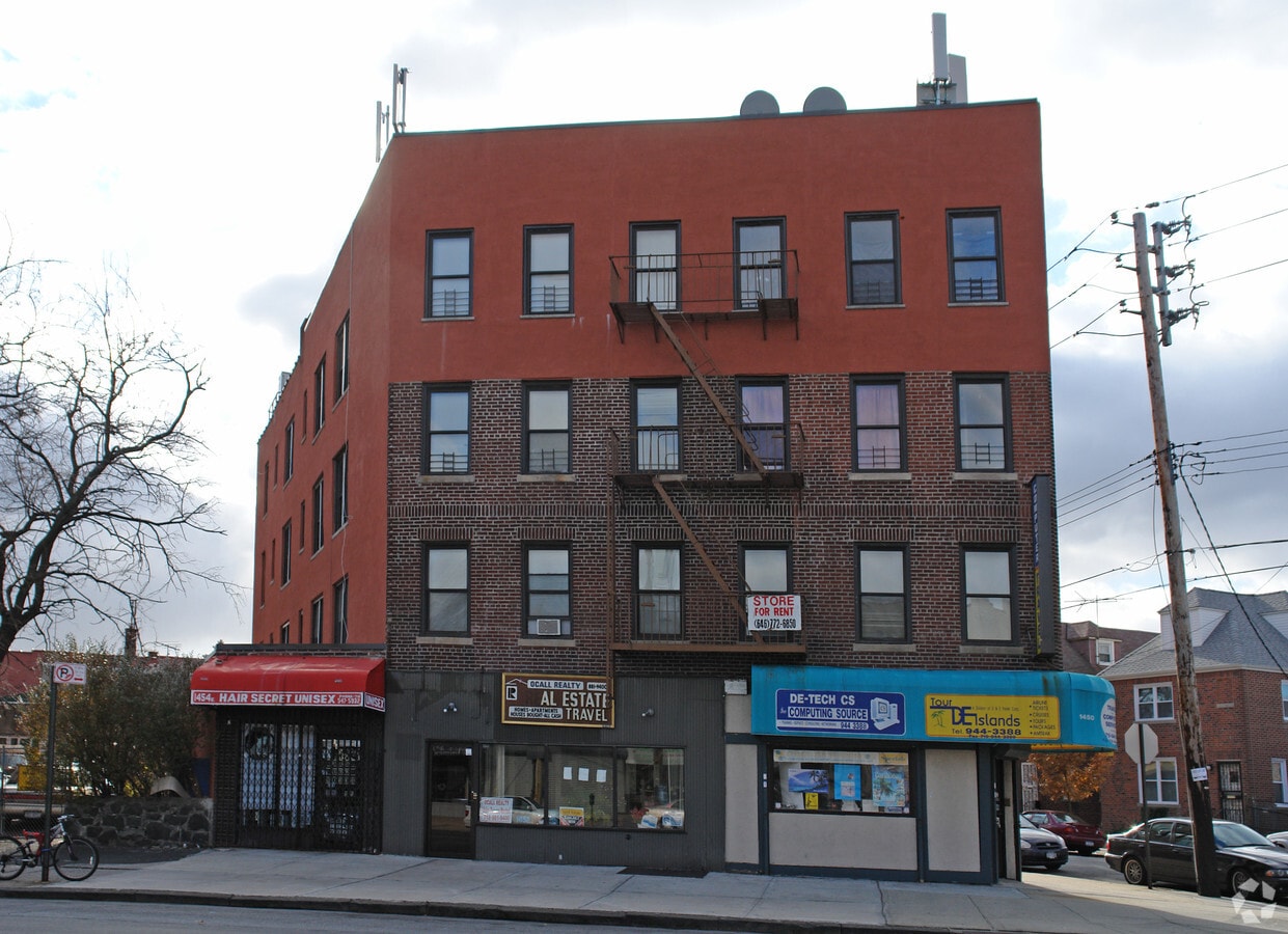 Photo - 1450 E Gun Hill Rd