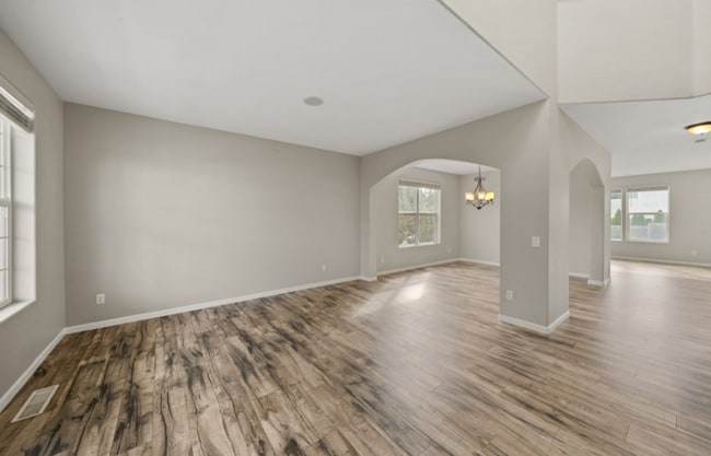 Photo - Modern 4BR Corner Lot Home with A/C, Office, Chef’s Kitchen & Private Fenced Yard