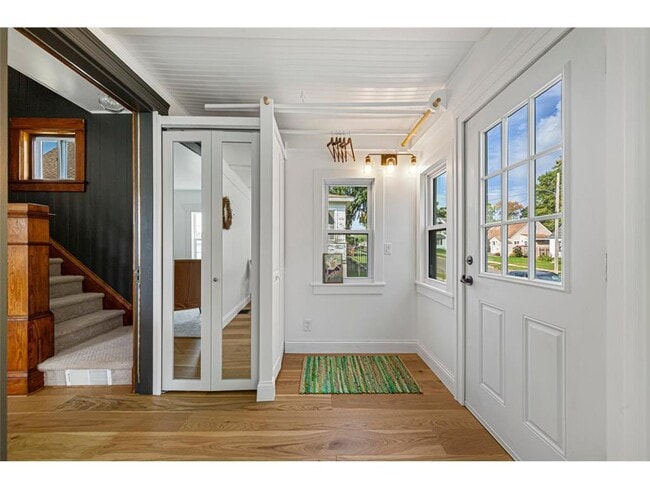 Photo - 405 Columbus Ave