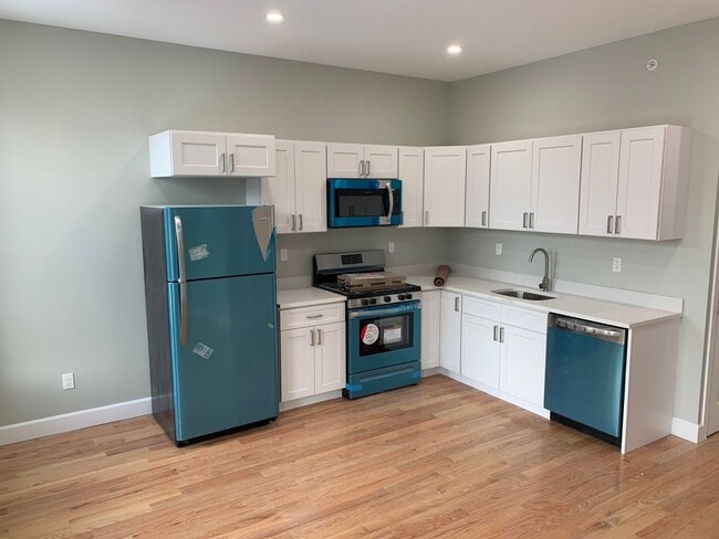 Photo - 537 Clinton Ave Unit Floor 2