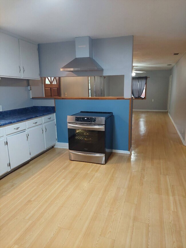 Photo - 5041 Tillie Ln