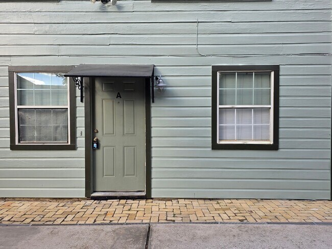 Photo - 207 Bryan St Unit A