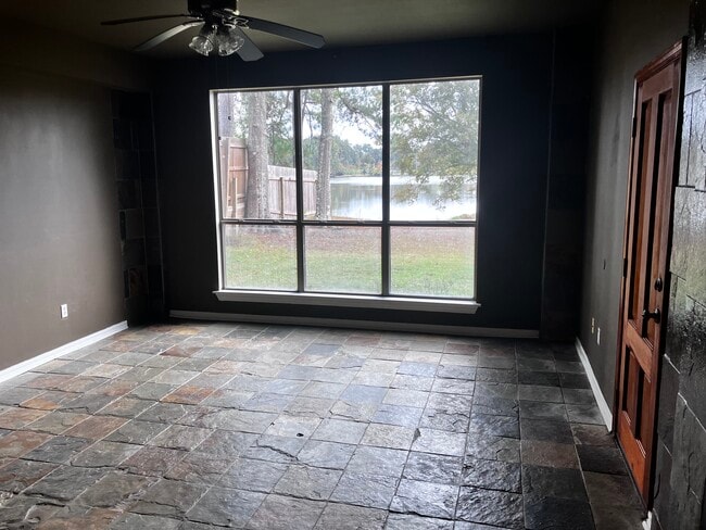 Photo - 164 Golden Meadow Dr