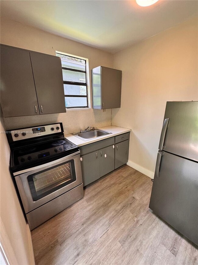 Building Photo - 784 NW 100th St Unit C Rental