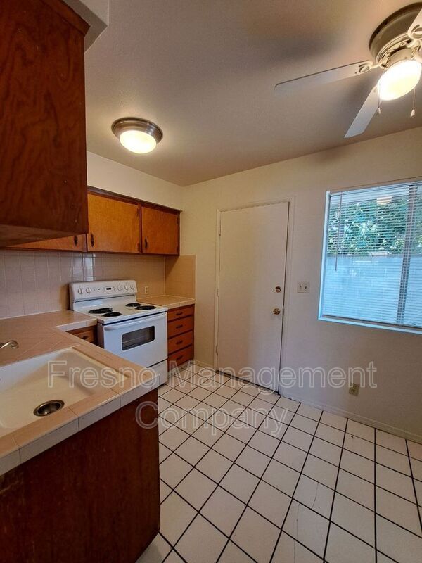 4312 E. Sierra Madre Ave Condo Unit D Condo for Rent in Fresno, CA
