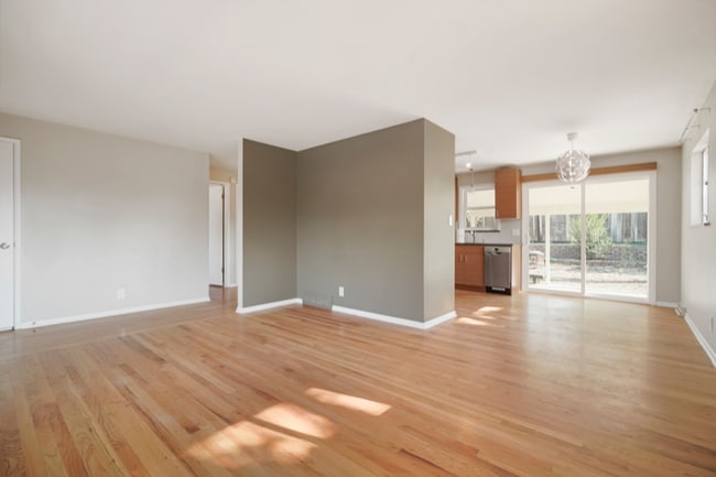 Photo - 1390 W Berry Dr