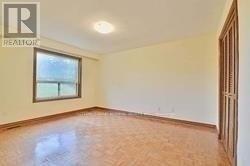 Photo - 7887 Dufferin St