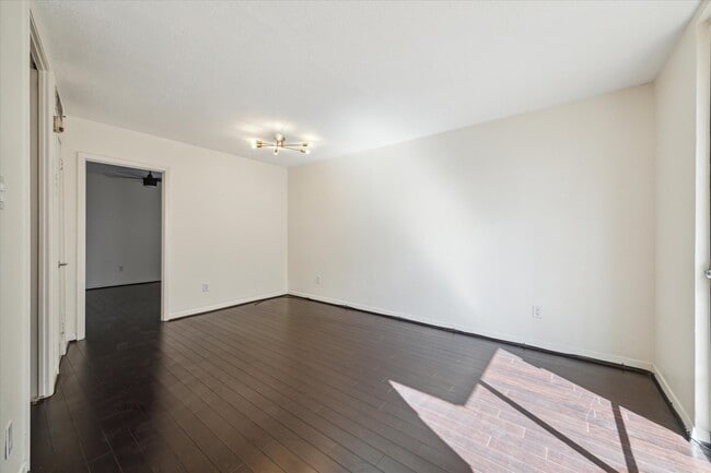 Photo - 3401 Timmons Ln Unit 14