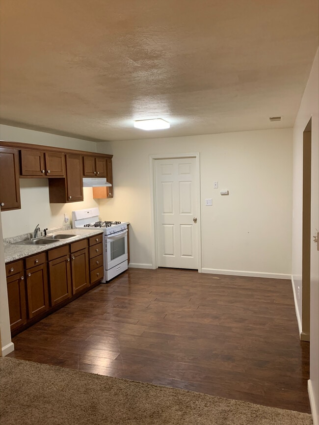 Photo - 1014 N Hodson Ave