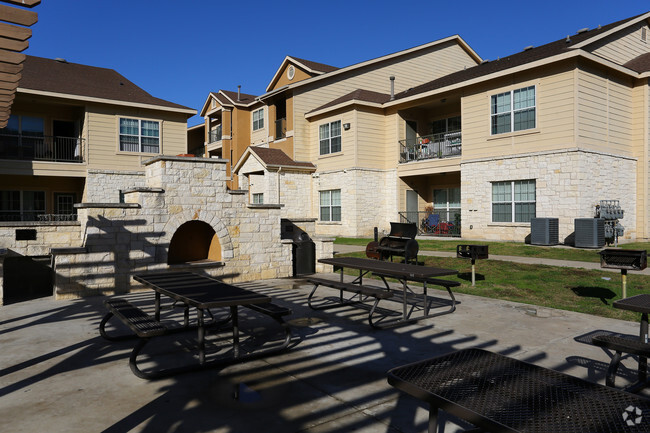 Southpark Ranch - Southpark Ranch Apartments