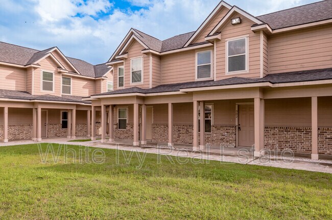 Photo - Avenue Townhomes