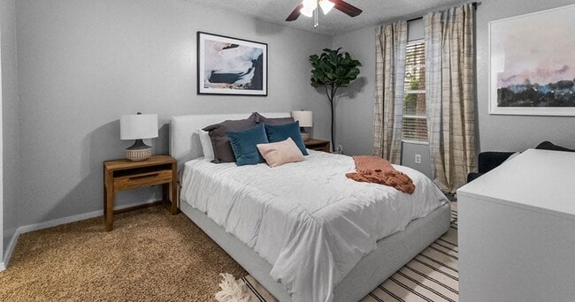 River Oaks Apartments