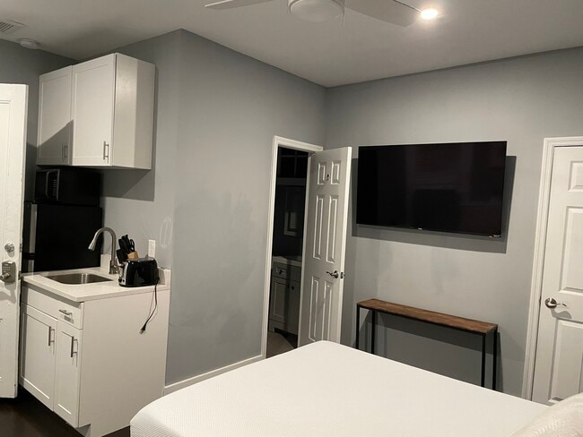 Photo - 31 Nassau St