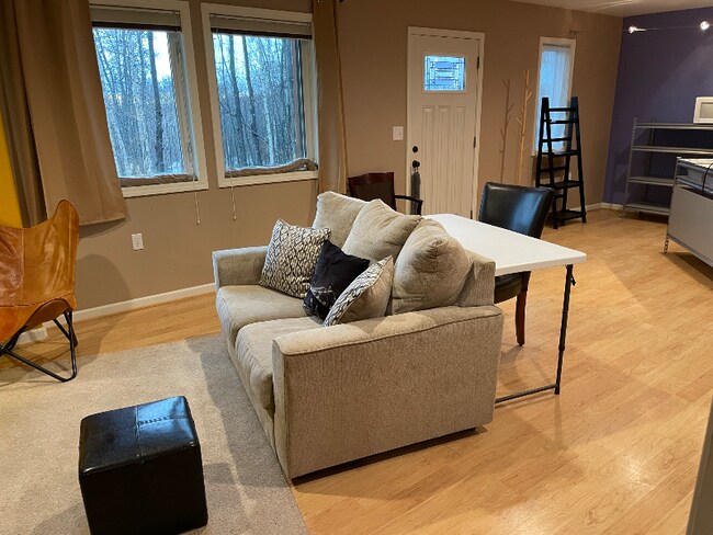 Photo - 1 Farmers Loop Rd Unit Studio