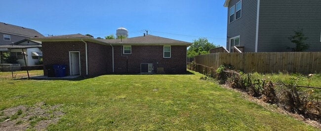 Photo - 818 Coolidge St